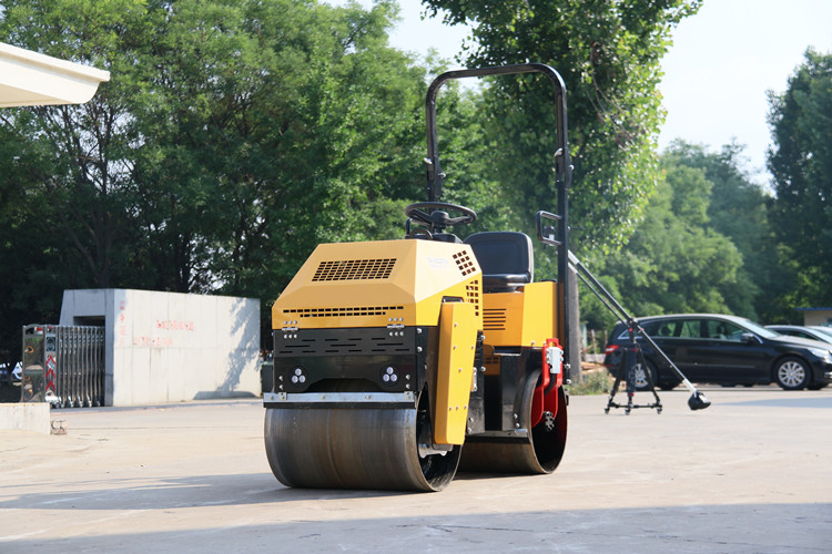 “明星款”小型壓路機(jī)，讓大家的選擇不再“迷路”！